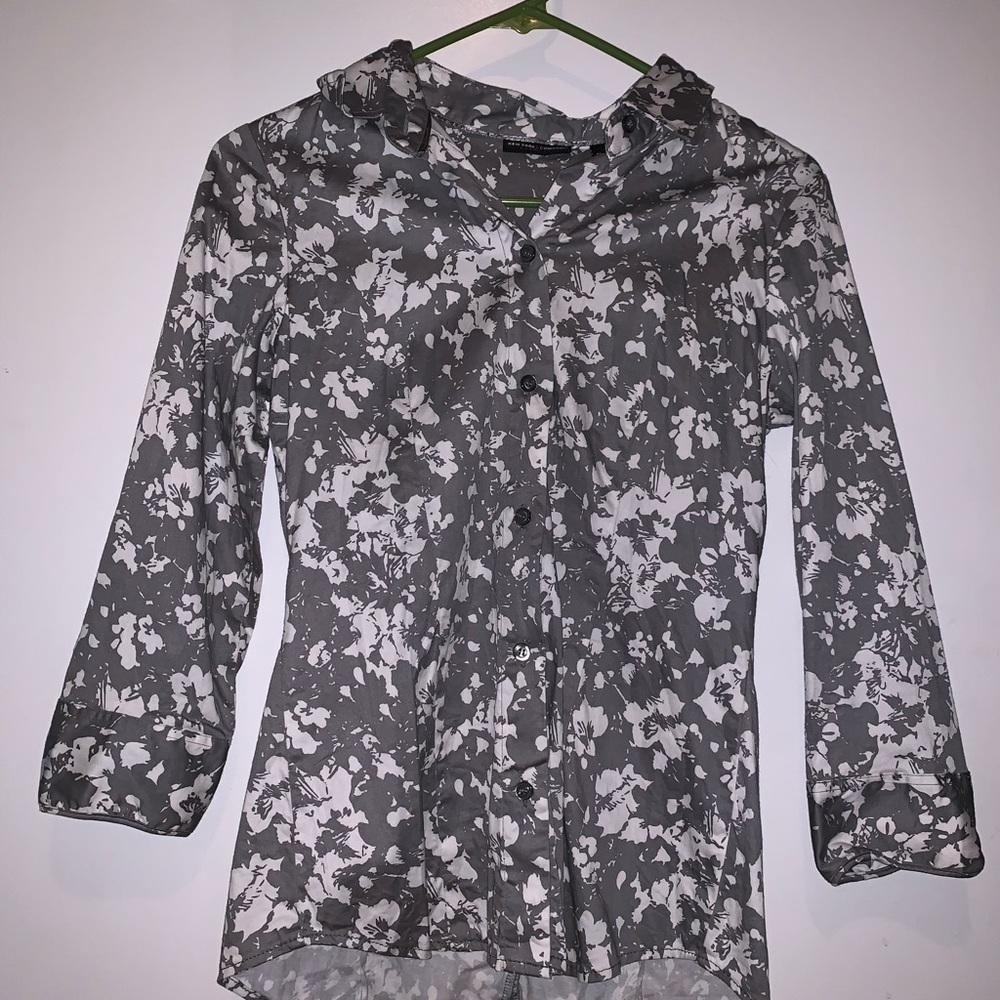 Great NY&Co button up for work or running around